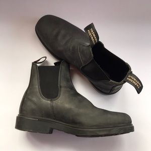 Blundstone black leather boots #1308 size 7 (au)